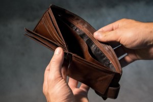 leichte_sprache_verschmutzung_geld_leer